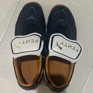 PumaXFenty Black and Tan Athletic Shoes women’s size8 NWOB casual unisex Rhianna